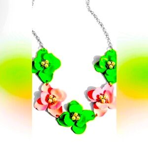 🟢🩷🟢 “PASTEL PIZZAZZ” GREEN NECKLACE WITH FREE MATCHING EARRINGS❗️GORGEOUS❗️🟢🩷🟢